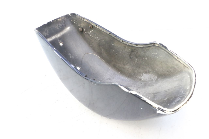 photo de GARDE BOUE AVANT PIAGGIO VESPA PK FL 2T 50 (1990 - 1996) - Gros plan technique