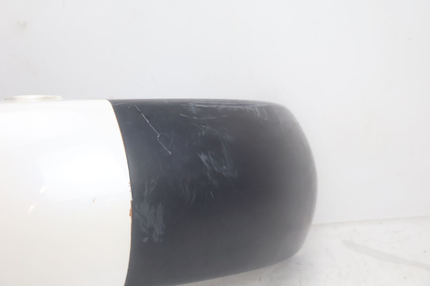 photo de GARDE BOUE AVANT YAMAHA XMAX X-MAX 125 (2006 - 2009) - Détails caractéristiques