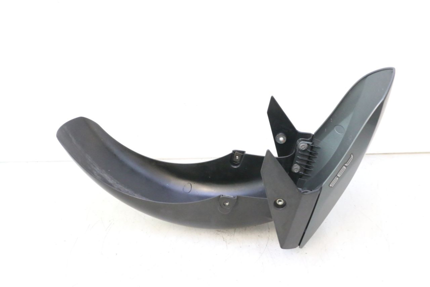 photo de GARDE BOUE AVANT YAMAHA X-MAX XMAX 125 (2010 - 2013) - État de surface