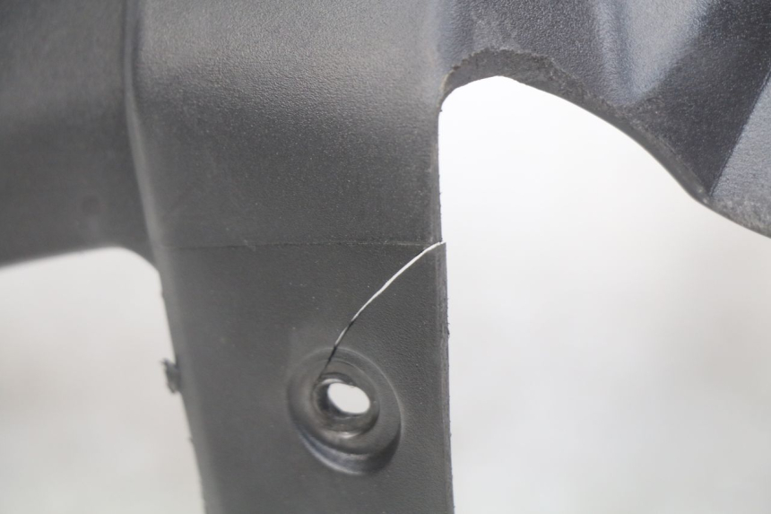 photo de GARDE BOUE AVANT YAMAHA SLIDER NAKED 50 (2004 - 2018)