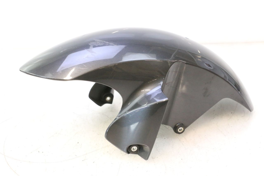 photo de GARDE BOUE AVANT YAMAHA YZF R6 600 (2008 - 2009) - Gros plan technique