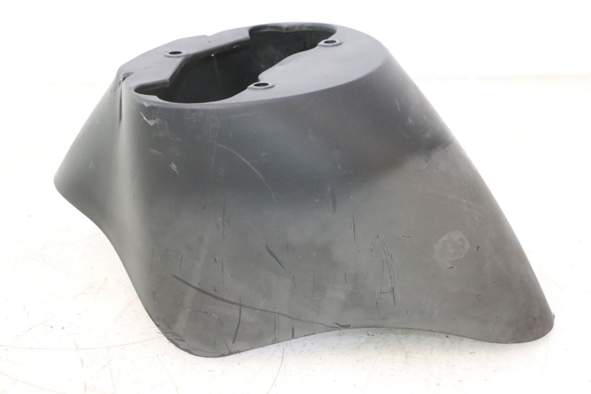 photo de GARDE BOUE AVANT PIAGGIO ZIP IGET 4T 50 (2021 - 2023) - Vue principale
