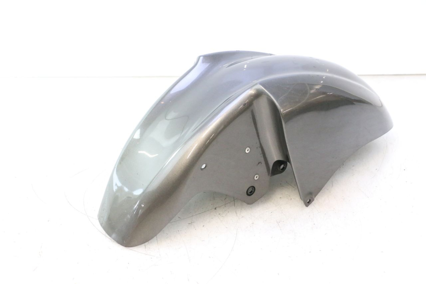 photo de GARDE BOUE AVANT KAWASAKI ZZR 600 (1995 - 2004) - Gros plan technique