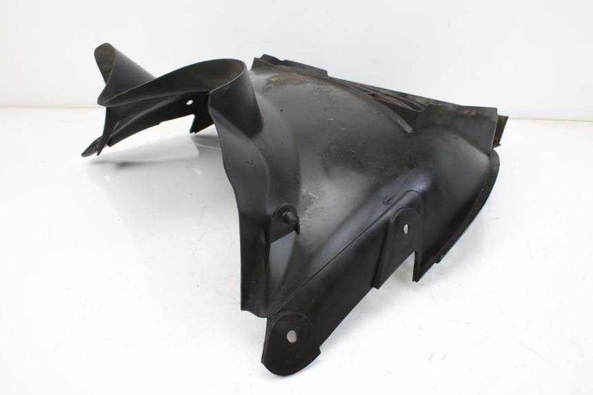 photo de GRILLE RADIATEUR SUZUKI AN BURGMAN 400 (2006 - 2010) - Points de fixation