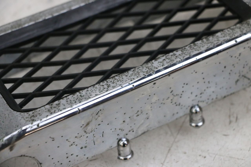 photo de Radiator grille HYOSUNG GV AQUILA 125 (2000 - 2004)