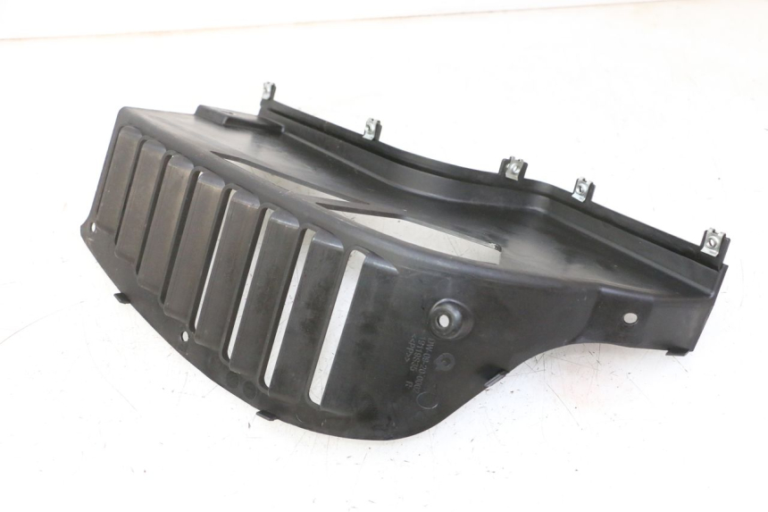 photo de GRILLE RADIATEUR DROITE QUADRO 4 4D 350 (2015 - 2018)