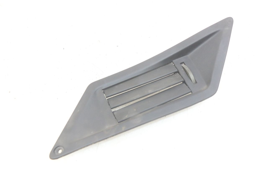 photo de GRILLE RADIATEUR DROITE GILERA NEXUS 125 (2007 - 2009)