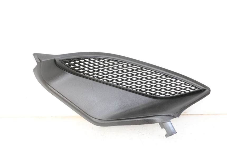 photo de GRILLE RADIATEUR DROITE PIAGGIO NRG POWER PUREJET 50 (2018 - 2021)