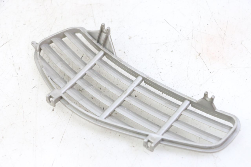 photo de GRILLE RADIATEUR DROITE PIAGGIO VESPA GRANTURISMO 200 (2004 - 2005)