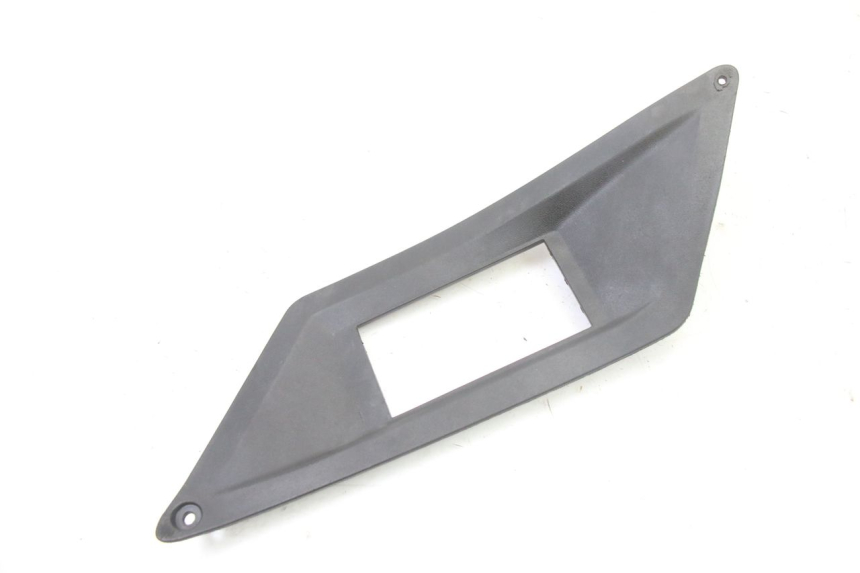 photo de GRILLE RADIATEUR DROITE GILERA RUNNER SP 50 (2006 - 2008)