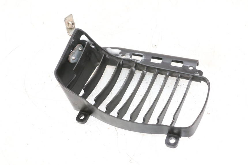 photo de GRILLE RADIATEUR DROITE PIAGGIO VESPA GTS SUPER IE 125 (2009 - 2016) - Vue d’ensemble