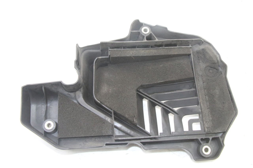 photo de GRILLE RADIATEUR HONDA FORZA 125 (2021 - 2025) - Autre angle de vue