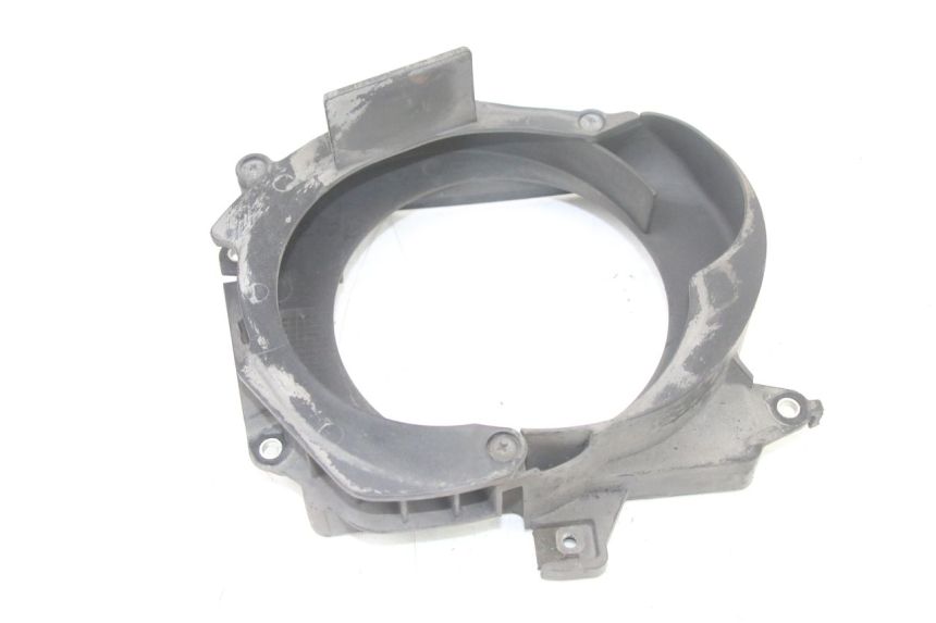 photo de GRILLE RADIATEUR HONDA FORZA 125 (2021 - 2025) - Gros plan technique