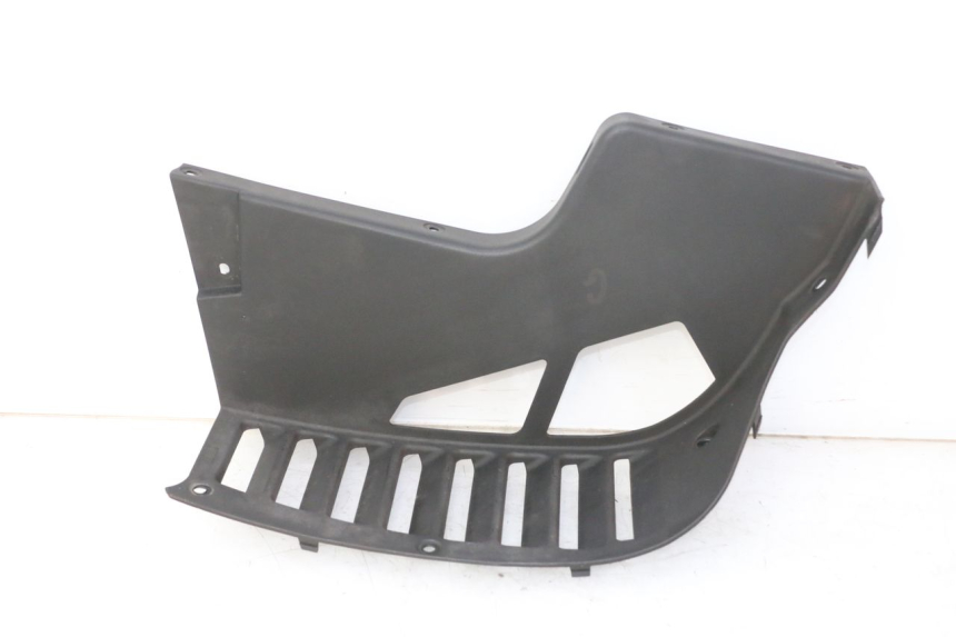 photo de GRILLE RADIATEUR GAUCHE QUADRO 4 4D 350 (2015 - 2018)