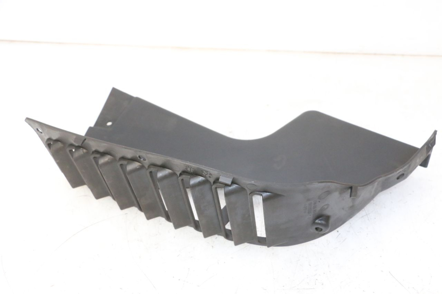 photo de GRILLE RADIATEUR GAUCHE QUADRO 4 4D 350 (2015 - 2018)