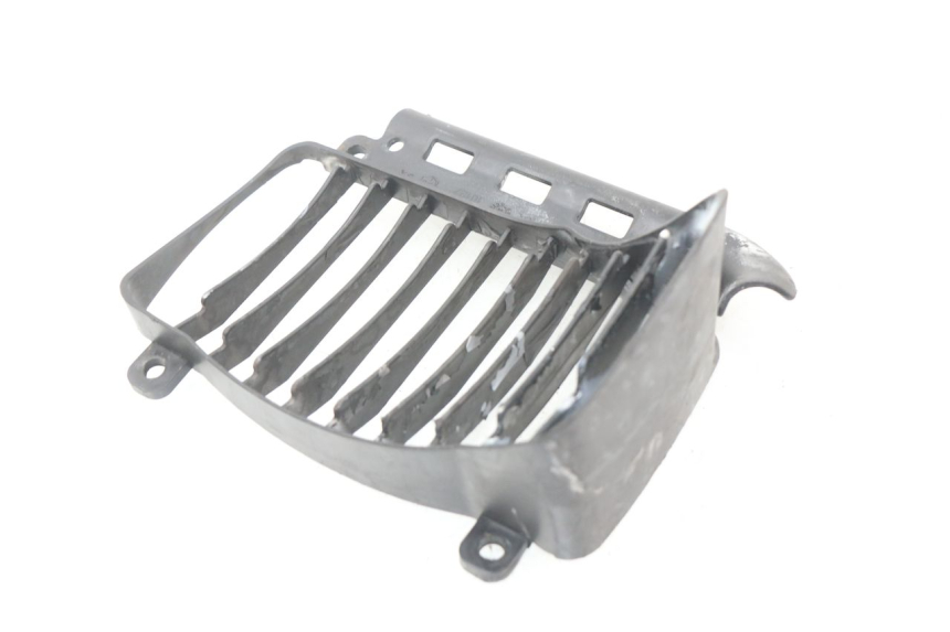 photo de GRILLE RADIATEUR GAUCHE PIAGGIO VESPA GTS SUPER IE 125 (2009 - 2016)