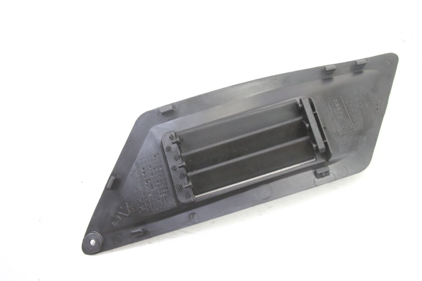 photo de GRILLE RADIATEUR GAUCHE GILERA RUNNER SP 50 (2006 - 2008)