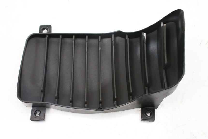 photo de GRILLE RADIATEUR GAUCHE PIAGGIO VESPA GTS IGET ABS 125 (2017 - 2023)