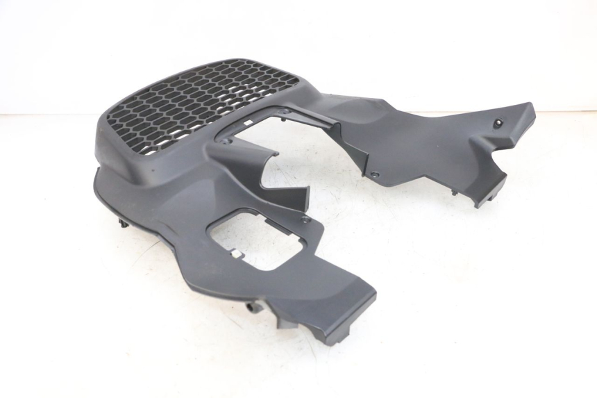 photo de GRILLE RADIATEUR PIAGGIO MP3 HPE 300 (2019 - 2026) - État de surface