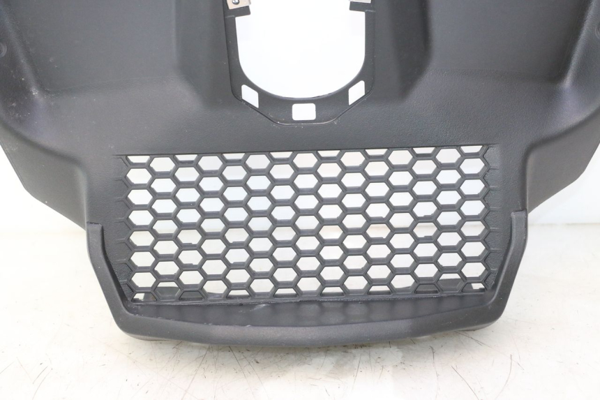 photo de GRILLE RADIATEUR PIAGGIO MP3 HPE 530 (2022 - 2026) - Zoom qualité