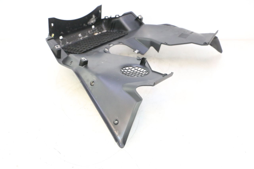 photo de GRILLE RADIATEUR PIAGGIO MP3 HPE 530 (2022 - 2026) - Vue d’ensemble