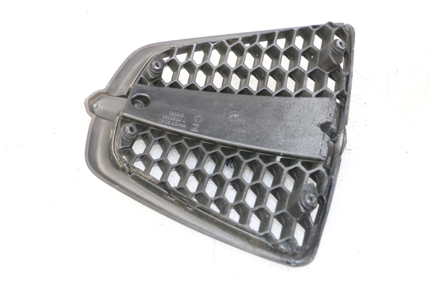 photo de GRILLE RADIATEUR PIAGGIO MP3 500 (2011 - 2015)