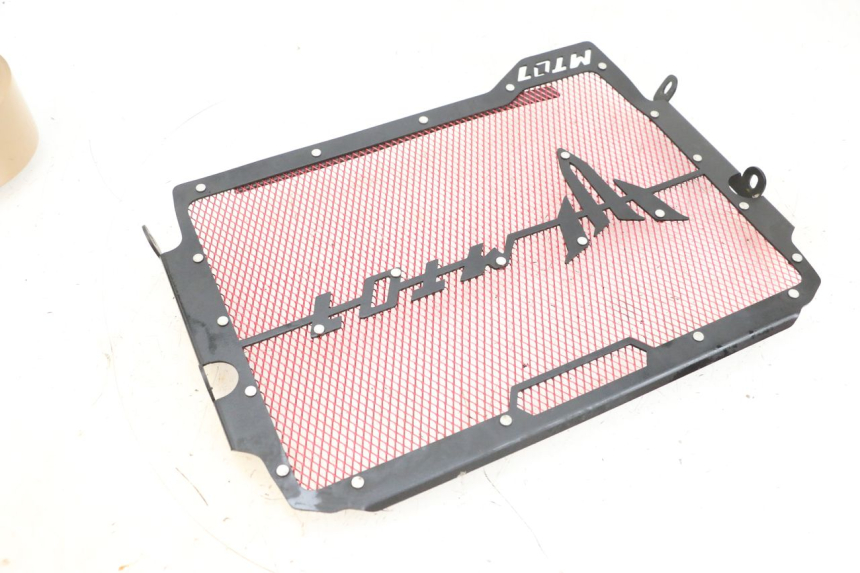 photo de GRILLE RADIATEUR YAMAHA MT-07 MT07 ABS 700 (2018 - 2020) - Gros plan technique