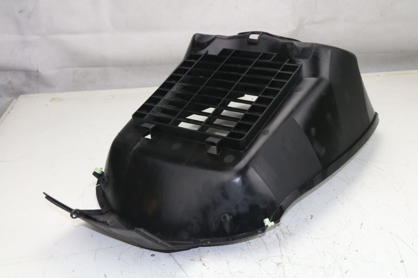 photo de GRILLE RADIATEUR PEUGEOT SATELIS 125 (2013 - 2018)