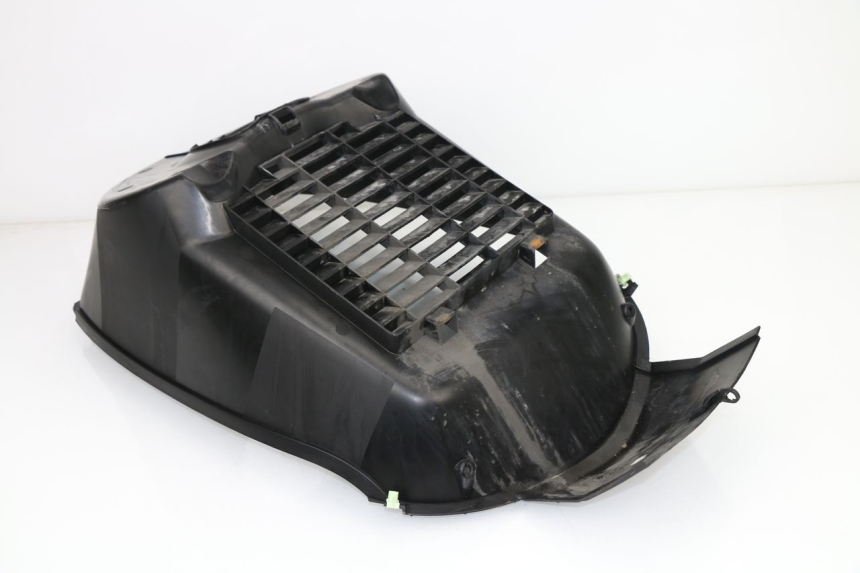 photo de GRILLE RADIATEUR PEUGEOT SATELIS 125 (2010 - 2012)