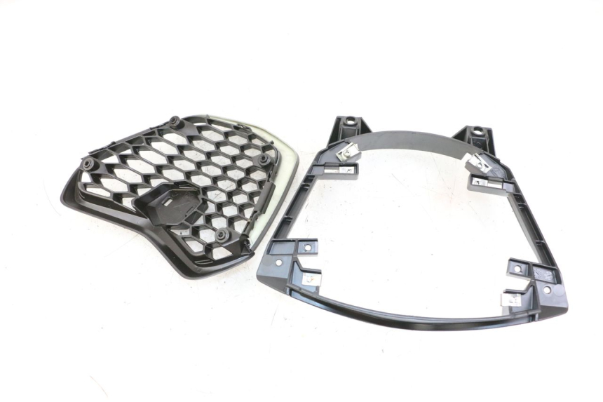 photo de GRILLE RADIATEUR PIAGGIO MP3 HPE 350 (2018 - 2020)