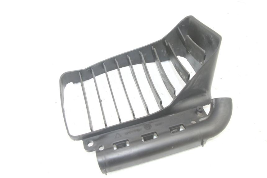 photo de GRILLE RADIATEUR PIAGGIO VESPA GRANTURISMO 125 (2003 - 2007)