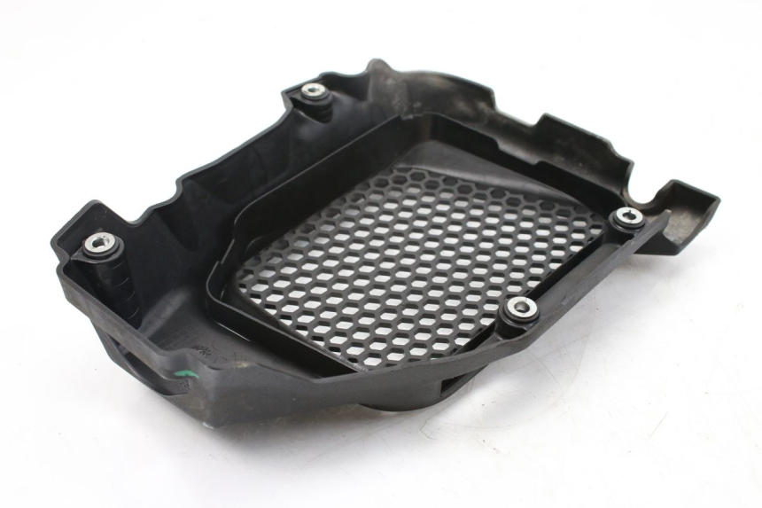 photo de GRILLE RADIATEUR PIAGGIO VESPA GTS IGET ABS 125 (2017 - 2023)