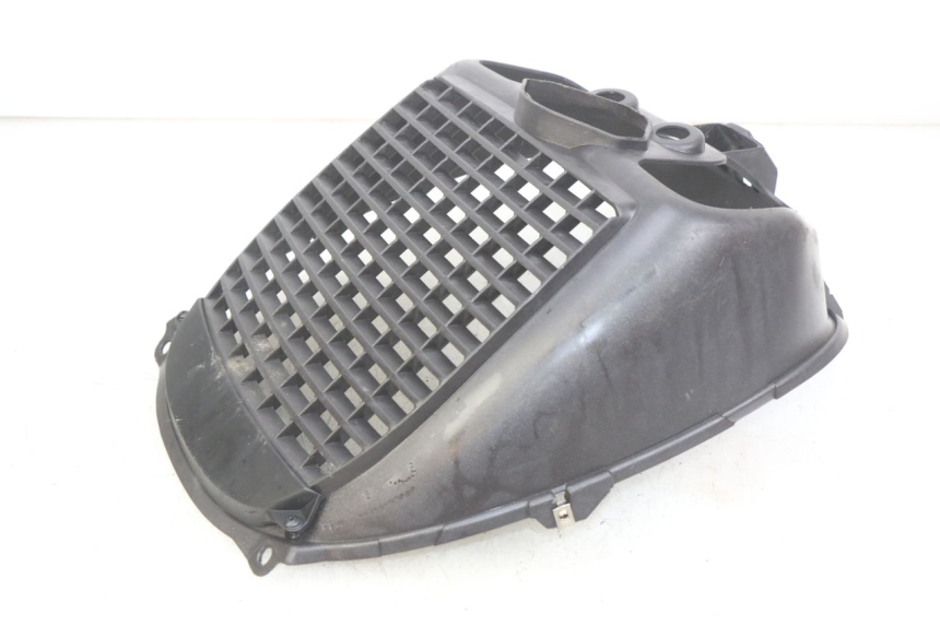 photo de GRILLE RADIATEUR PIAGGIO X8 125 (2004 - 2007)