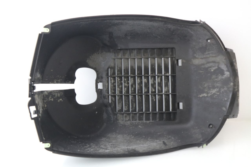 photo de GRILLE RADIATEUR PEUGEOT SATELIS COMPRESSOR K15 125 (2006 - 2009)