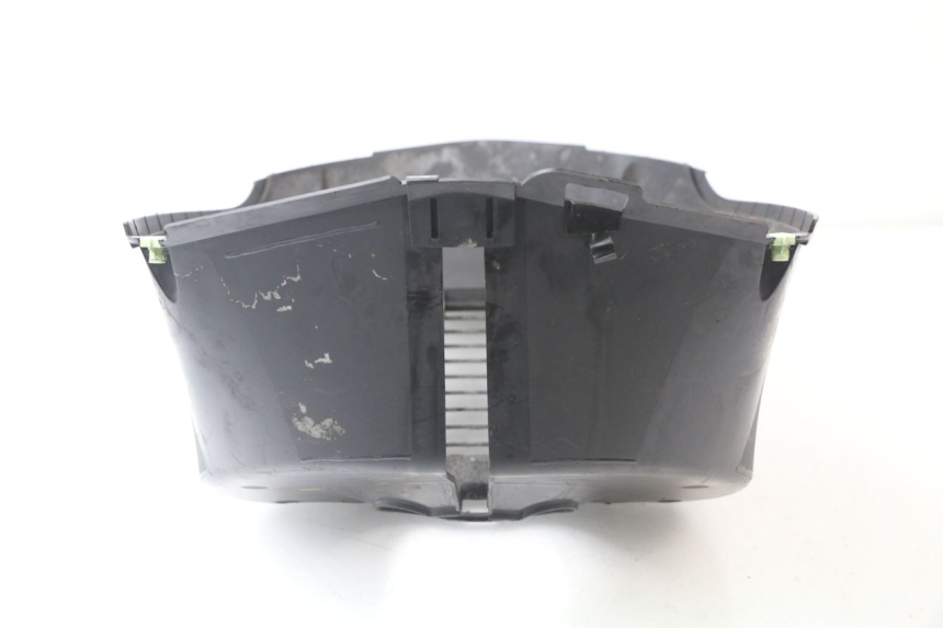 photo de GRILLE RADIATEUR PEUGEOT SATELIS COMPRESSOR K15 125 (2006 - 2009)