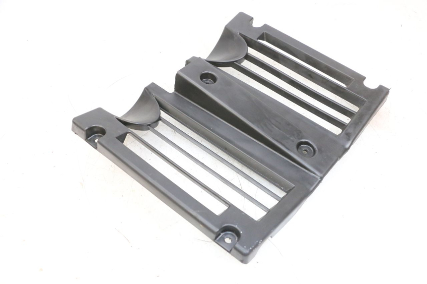 photo de GRILLE RADIATEUR KSR TR SM 50 (2015 - 2018) - Gros plan technique