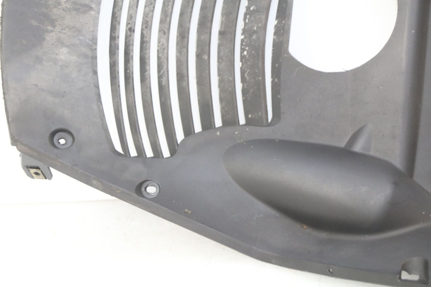 photo de GRILLE RADIATEUR YAMASAKI YM T 125 (2015 - 2020)