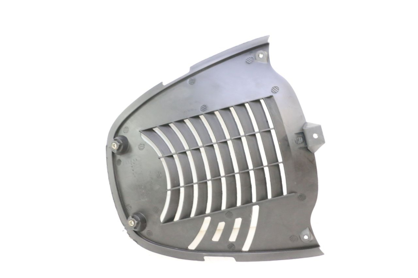 photo de GRILLE RADIATEUR YAMAHA YP MAJESTY 125 (1998 - 2001) - Zoom état d’usage