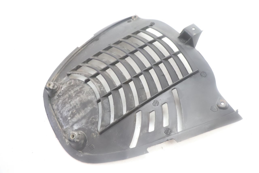 photo de GRILLE RADIATEUR YAMAHA YP MAJESTY 125 (2007 - 2010) - Zoom état d’usage