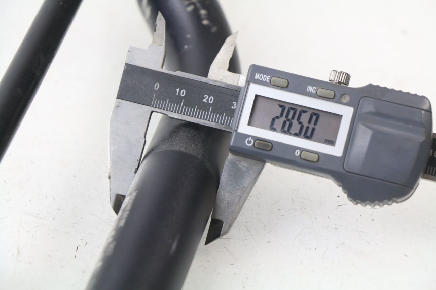 photo de GUIDON YAMAHA YZF YZ-F 450 (2018 - 2021) - Autre angle de vue