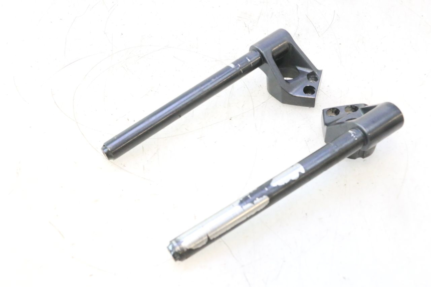 photo de GUIDON KAWASAKI ZZR 600 (1995 - 2004) - Points de fixation