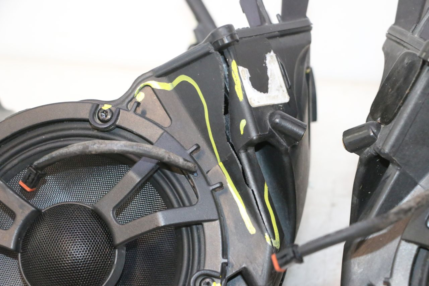 photo de HAUT PARLEUR HARLEY DAVIDSON ROAD GLIDE FLTRXSE 1920 (2018 - 2022) - Focus structure