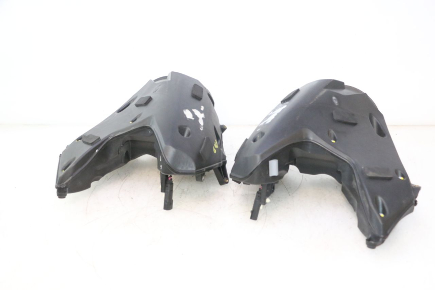 photo de HAUT PARLEUR HARLEY DAVIDSON ROAD GLIDE FLTRXSE 1920 (2018 - 2022) - Points de fixation