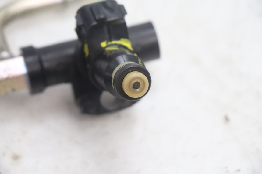 photo de INJECTEUR SUZUKI BURGMAN EXECUTIVE ABS 650 (2006 - 2012) - État de surface