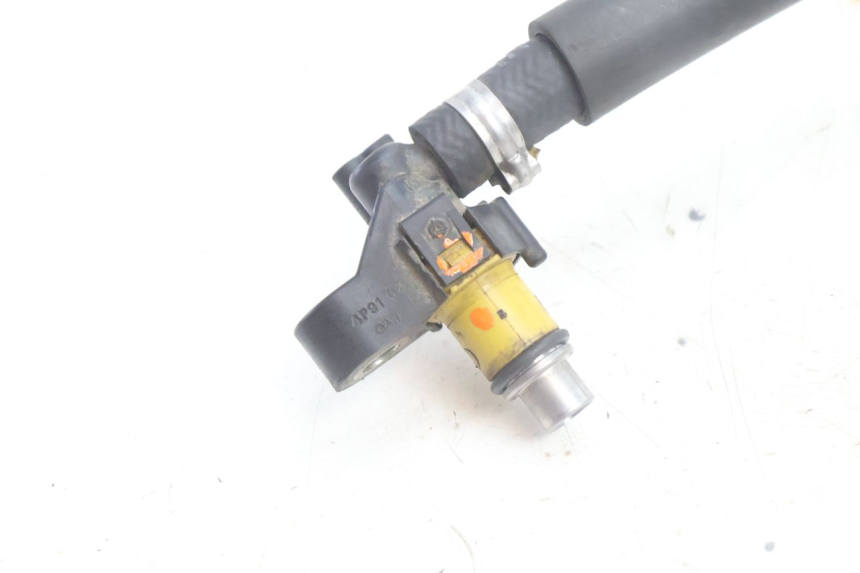 photo de INJECTEUR YAMAHA BW'S BWS 125 (2010 - 2013) - Autre angle de vue