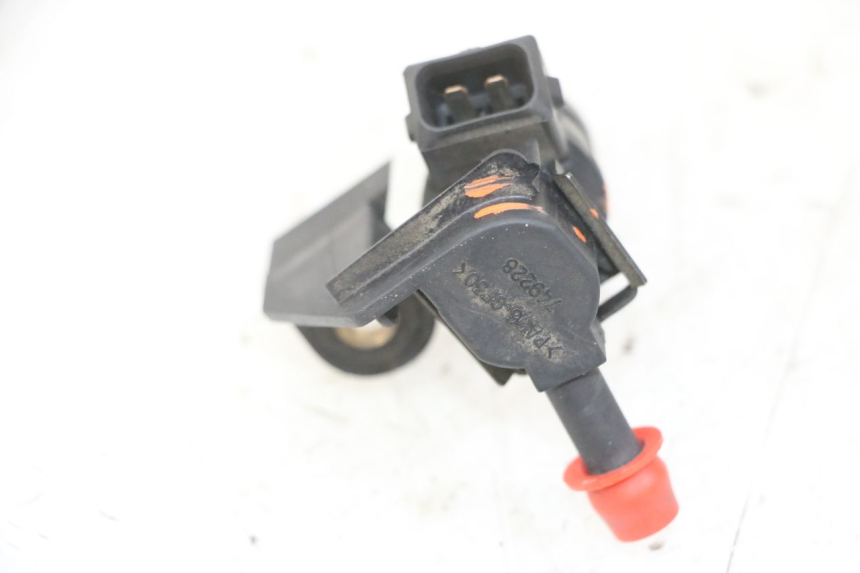 photo de INJECTEUR PEUGEOT ELYSTAR 125 (2002 - 2007)