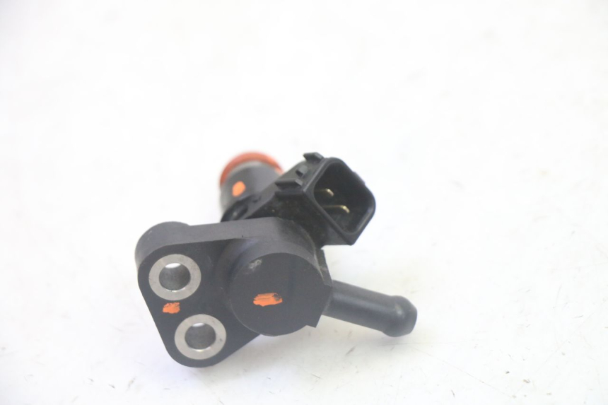 photo de INJECTEUR HONDA FES S-WING SWING ABS 125 (2007 - 2015)