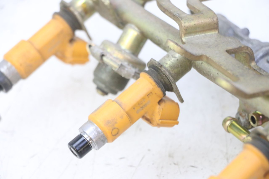 photo de INJECTEUR YAMAHA FZ6 N FAZER 600 (2004 - 2006)