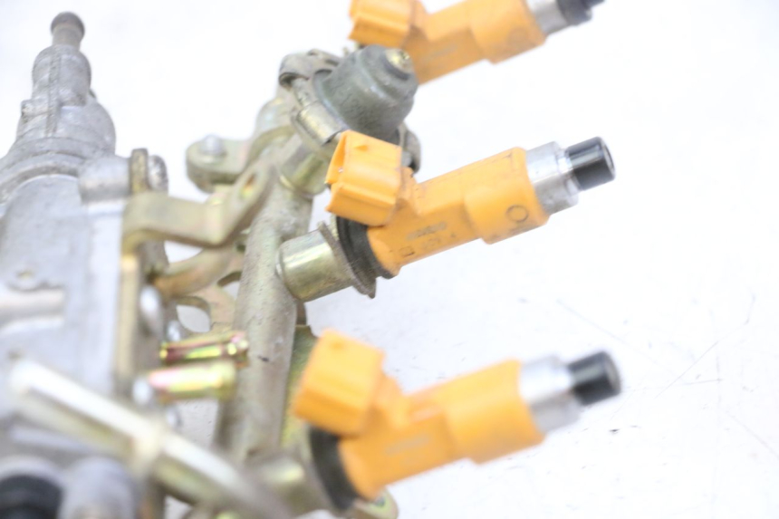 photo de INJECTEUR YAMAHA FZ6 N FAZER 600 (2004 - 2006)