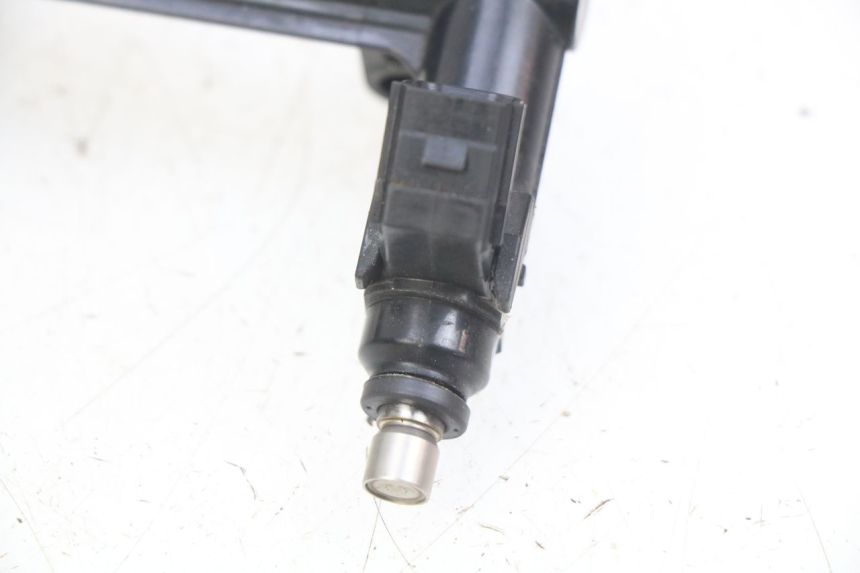 photo de INJECTEUR HONDA CB R 1000 (2018 - 2023)